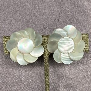 Vintage Mother of Pearl Clip on Flower Earrings